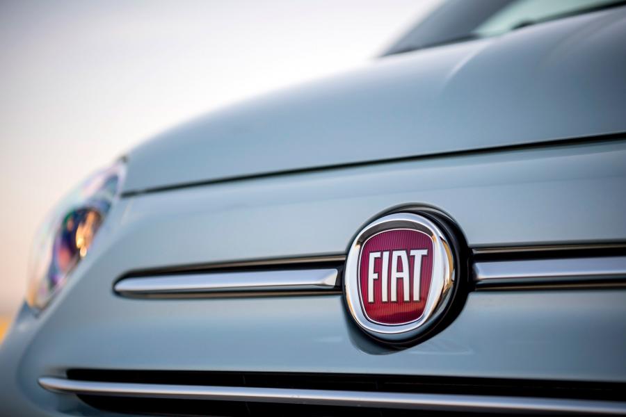 Логотип Fiat 500 Hybrid Launch Edition (312) 2020 года  (WW) (фото 18 из 62)